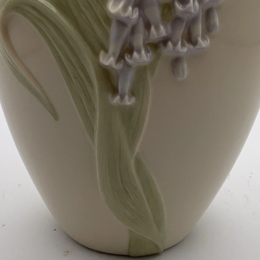 Vintage Lenox Blue Bells 7 1/2” Vase